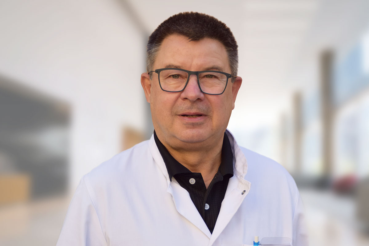 Dr. Stefan Reumuth